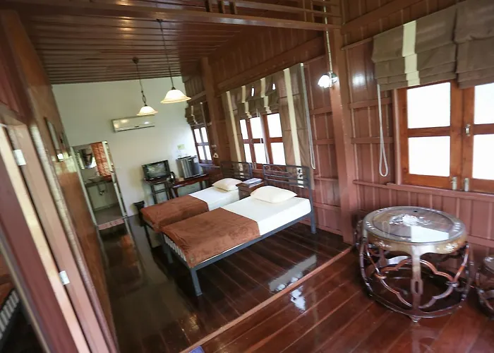 Baan Sukapanpotharam รีสอร์ท 2*