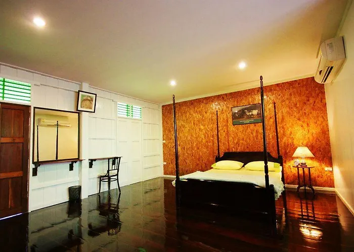 รีสอร์ท Baan Sukapanpotharam 2*